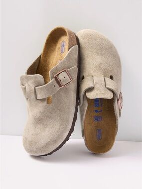 Birkenstock Kids Suede Boston Clog - Beige with Brown Sole